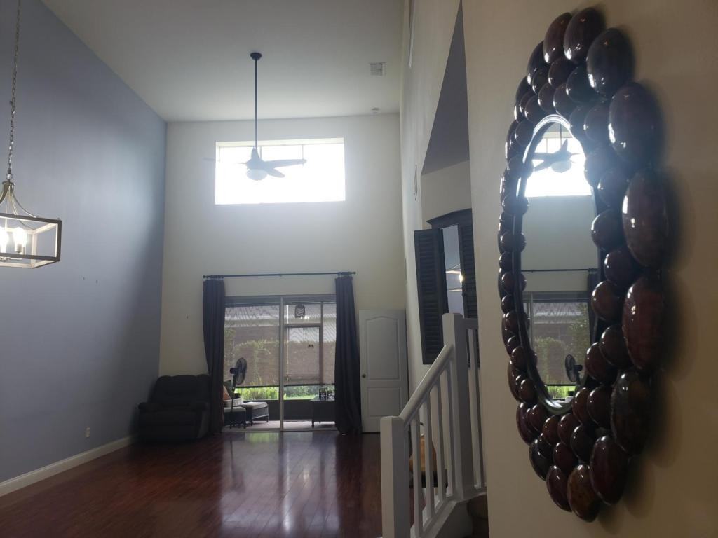 53 Chippendale Ter - Photo 5 of 40