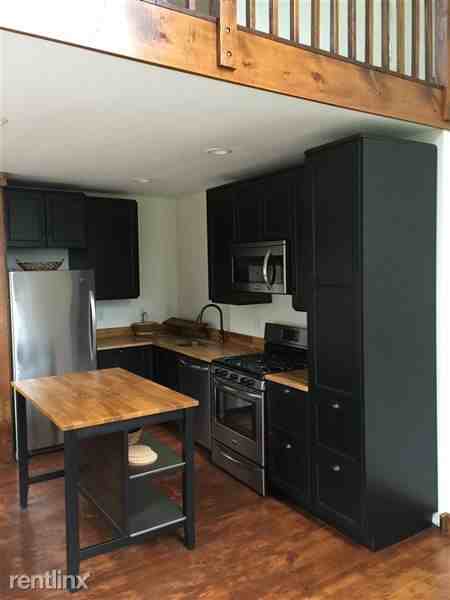 72 Taunton Hill Rd - Photo 3 of 12