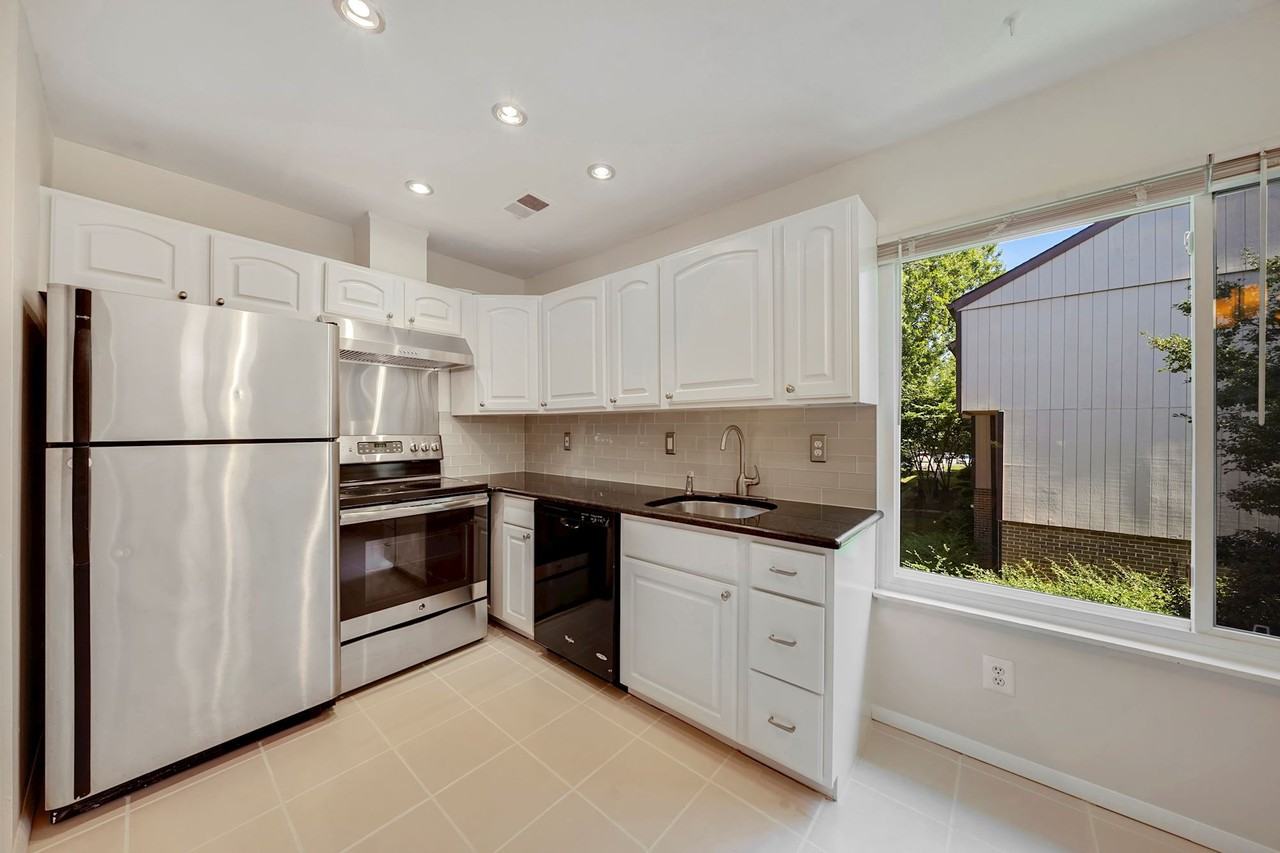 1701 Westwind Way #1701 - Photo 7 of 19