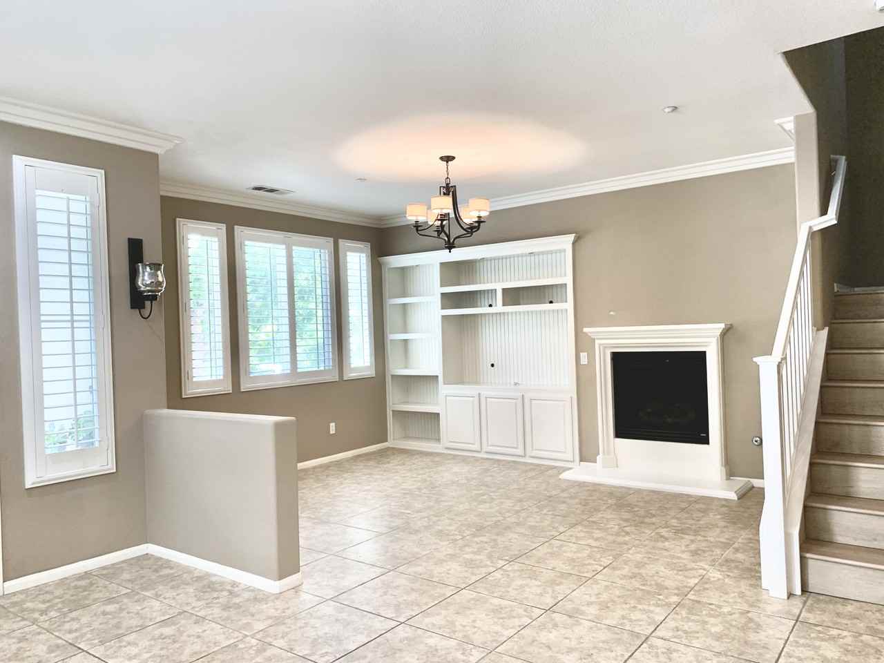 28977 Frankfort Ln - Photo 2 of 16