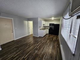 featured image of 514 10th St N #2
