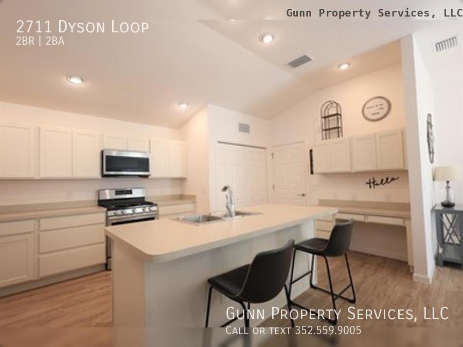 2711 Dyson Loop - Photo 7 of 17