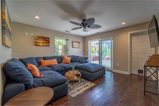 10428 Exeter Rd - Photo 1 of 1