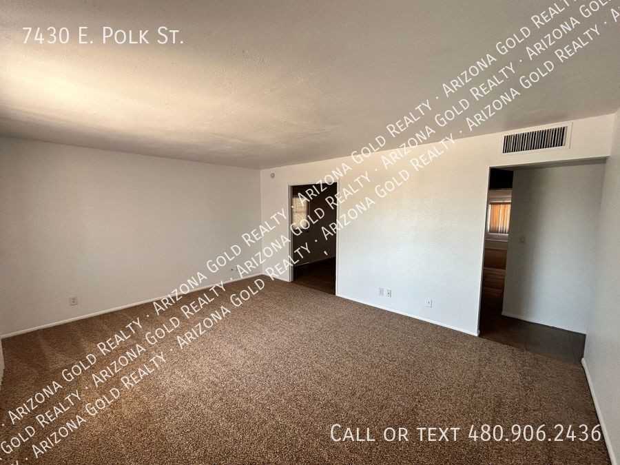 7430 East Polk Street - Photo 4 of 21
