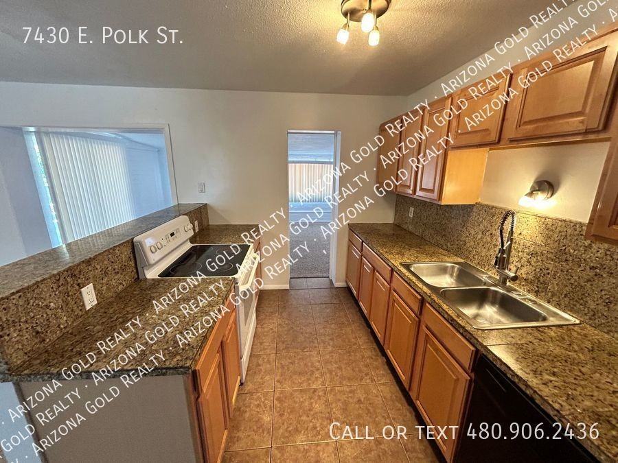 7430 East Polk Street - Photo 7 of 21