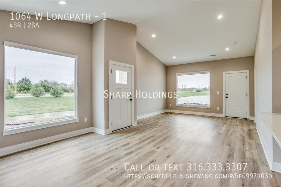 1064 Long Path St #1 - Photo 3 of 12