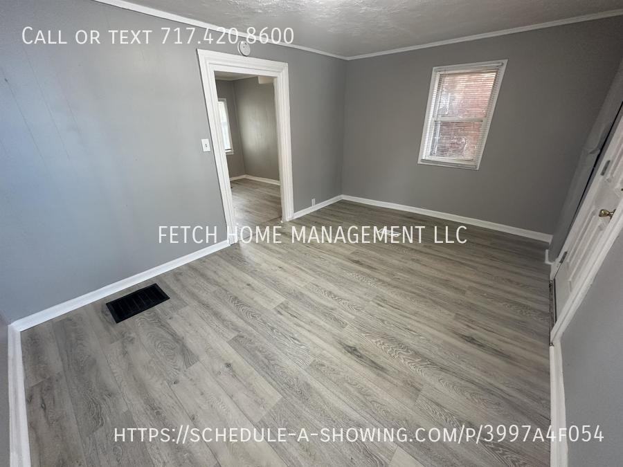 344 Beaver St #1 - Photo 3 of 12
