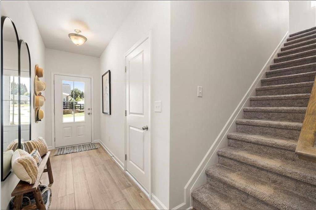 4521 Bishops Ln - Photo 5 of 15
