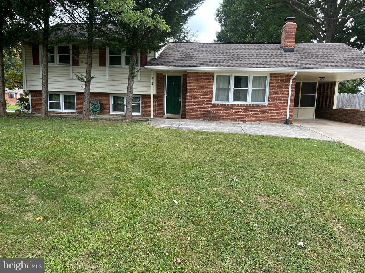 5202 Heming Ave - Photo 2 of 50