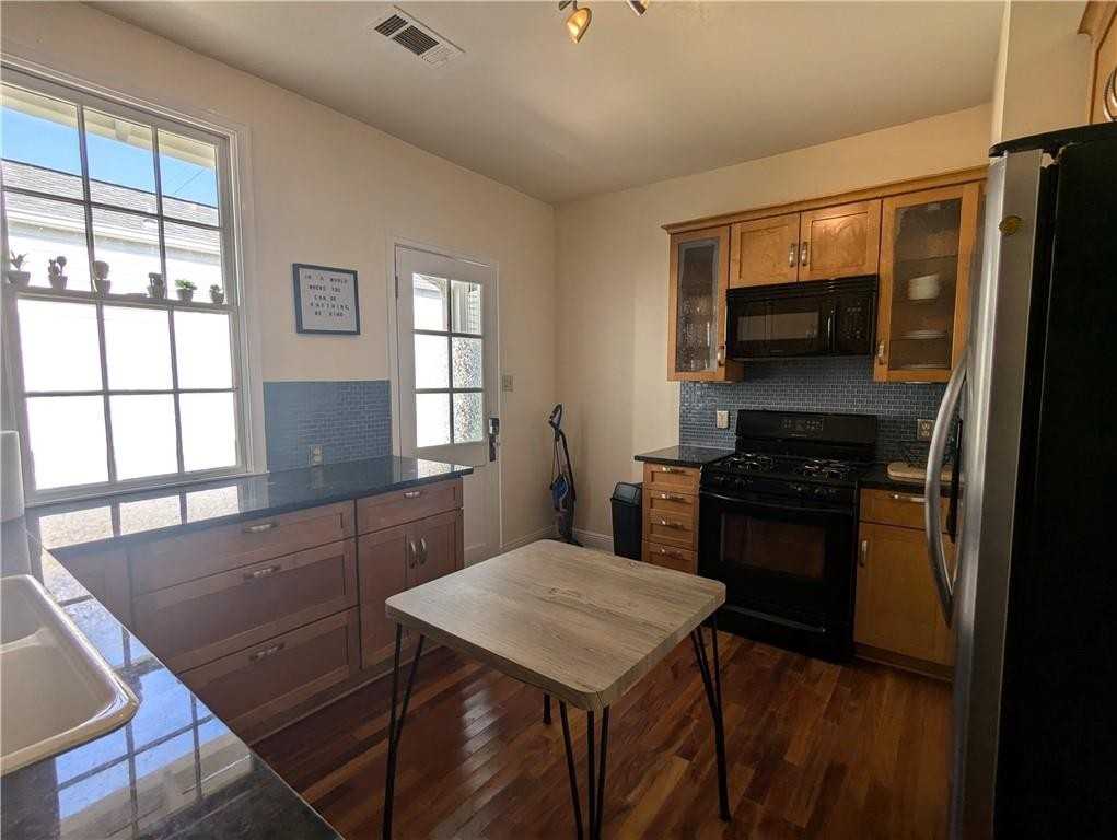 5902 Patton St - Photo 3 of 7