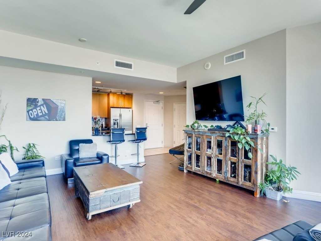 200 W Sahara Ave #2404 - Photo 4 of 29