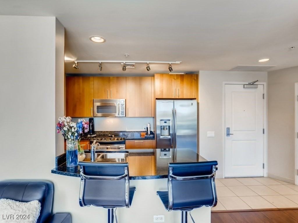 200 W Sahara Ave #2404 - Photo 6 of 29