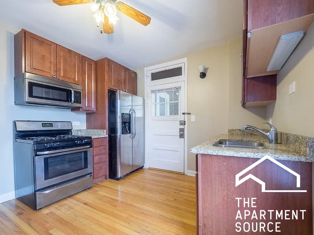 2110 W Ainslie St #S3