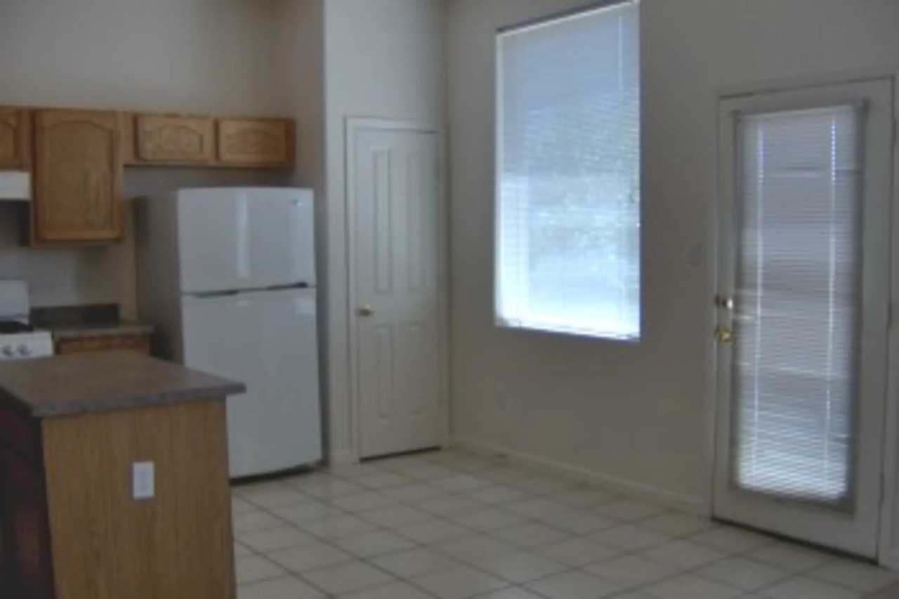 10468 Calle Acanta Nw - Photo 2 of 4