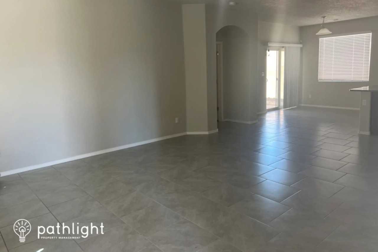 1429 Terrazas Ct - Photo 2 of 11
