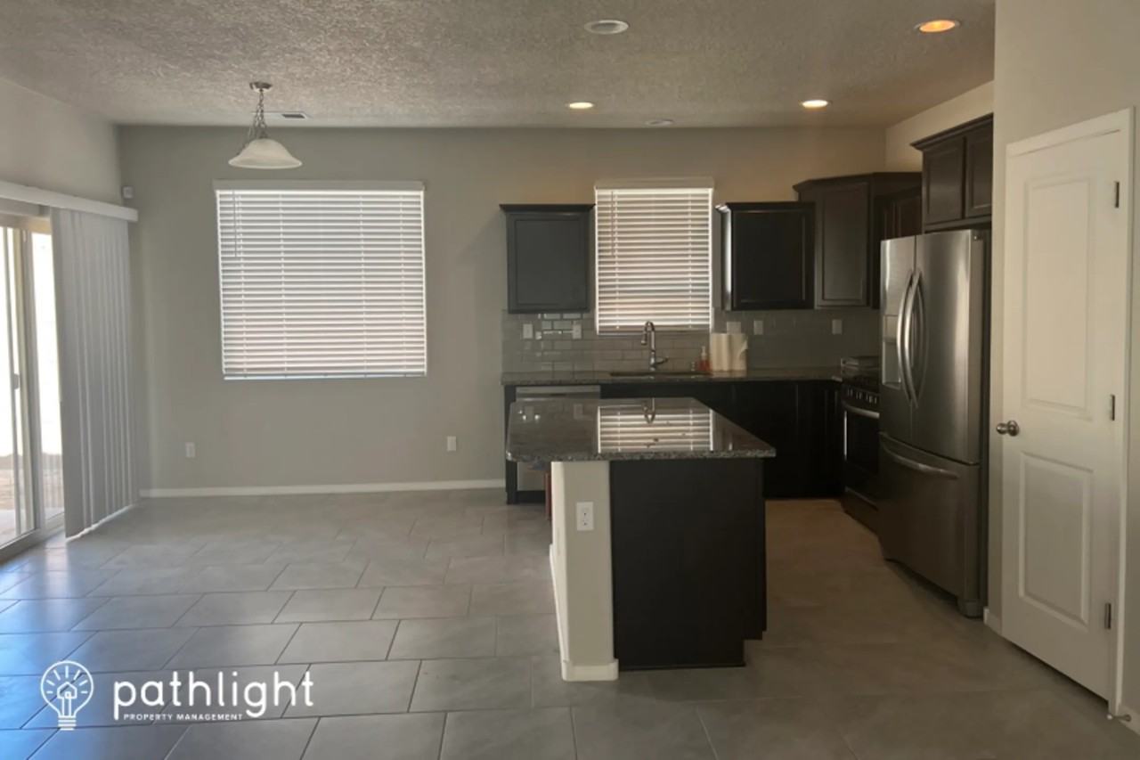 1429 Terrazas Ct - Photo 3 of 11