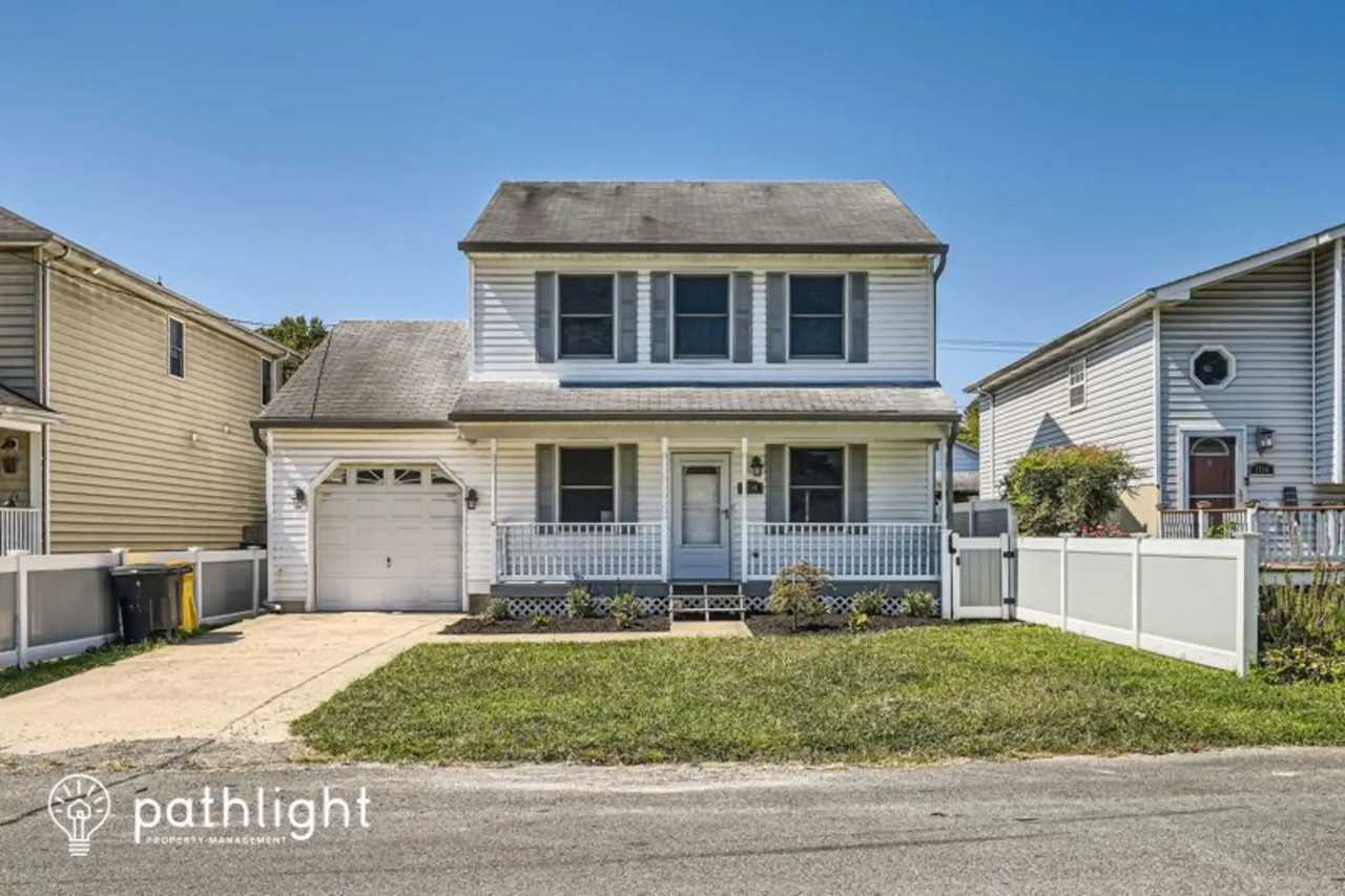 1716 Elkridge Dr - Photo 2 of 20