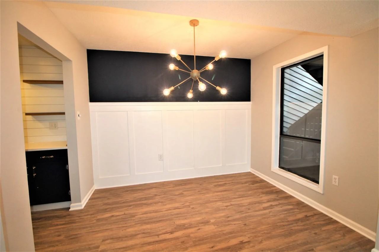 4918 Sardis Rd - Photo 2 of 23