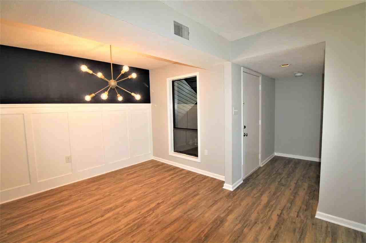 4918 Sardis Rd - Photo 3 of 23