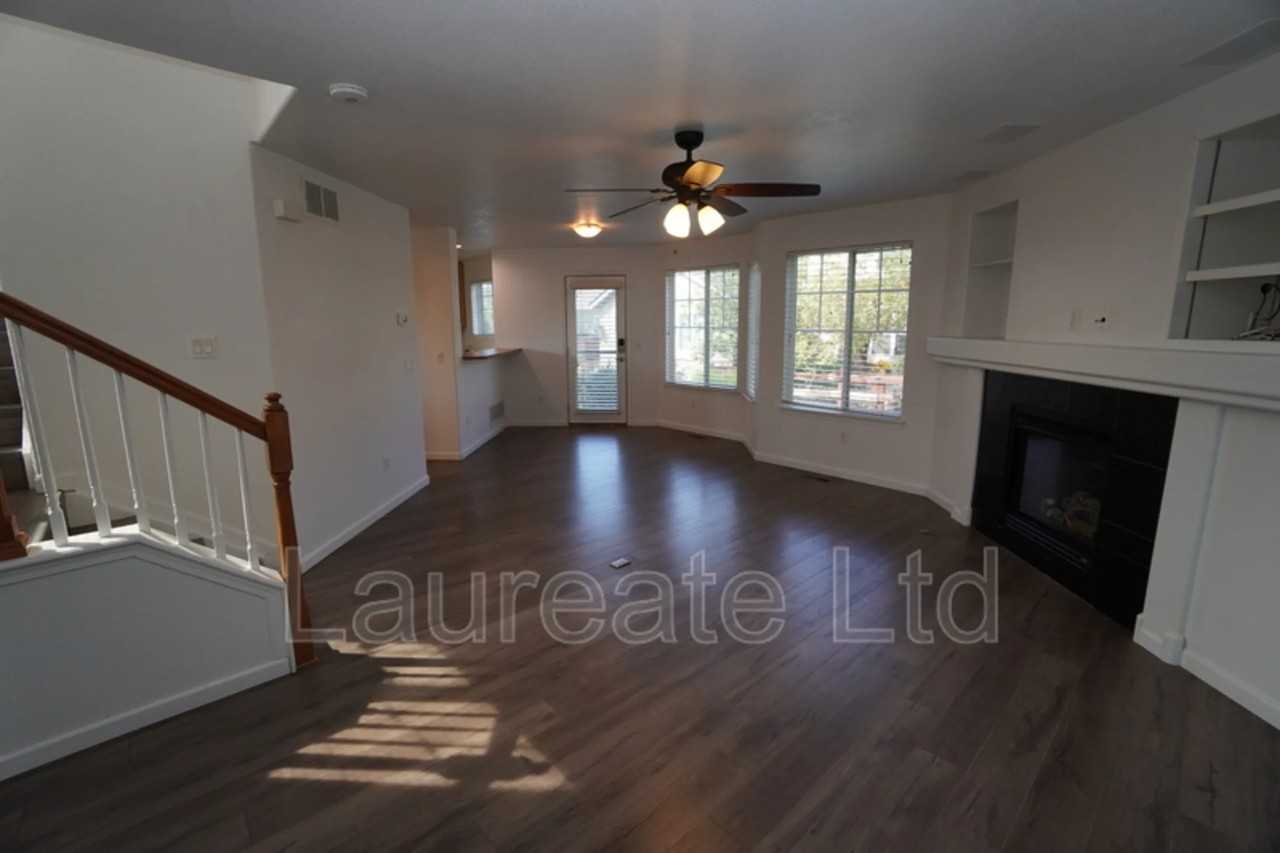 22111 E Jamison Pl - Photo 3 of 20