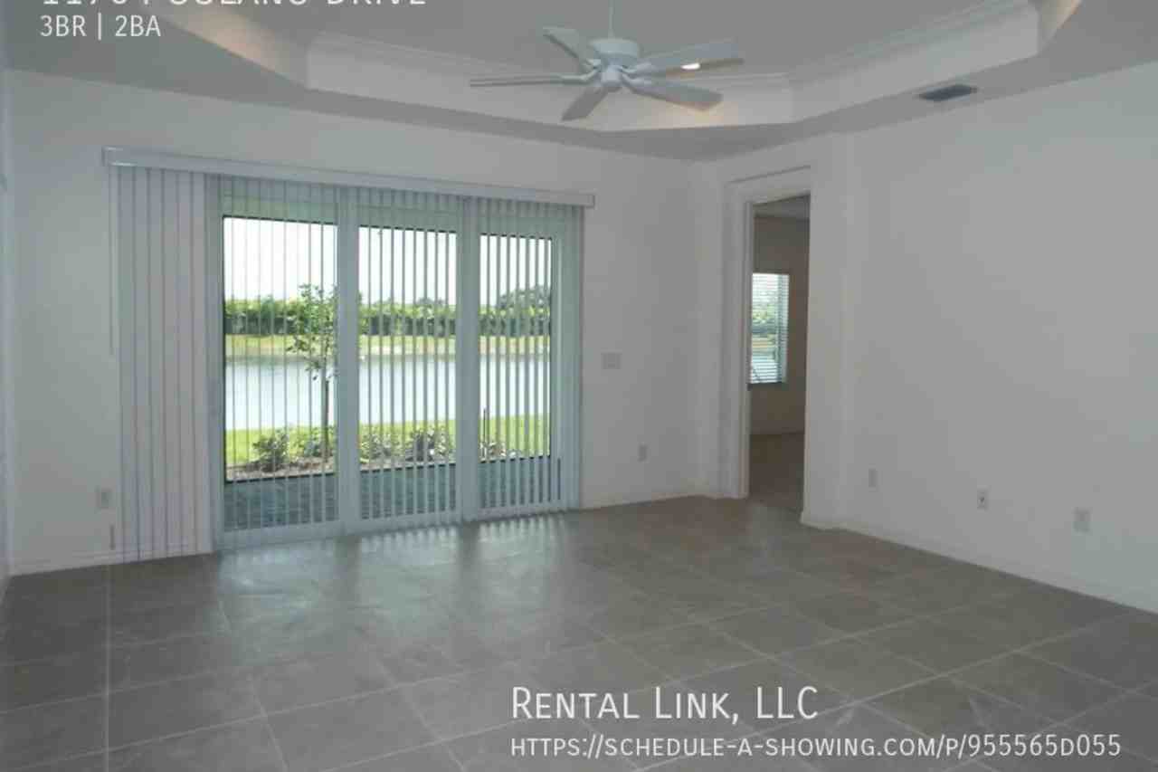 11704 Solano Dr - Photo 3 of 50