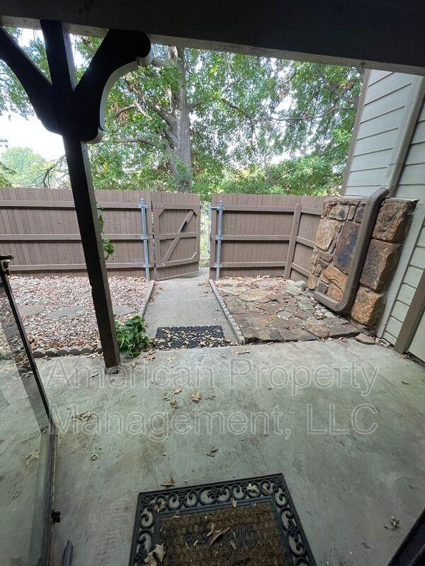 6362 S 80th East Ave #J - Photo 5 of 21
