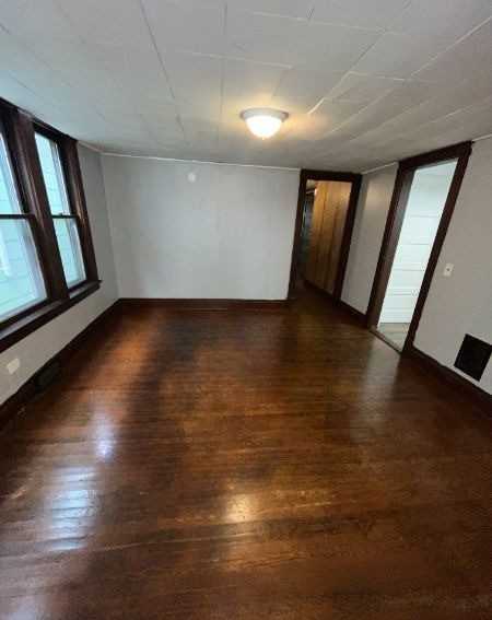 170 Dewey Ave - Photo 2 of 17