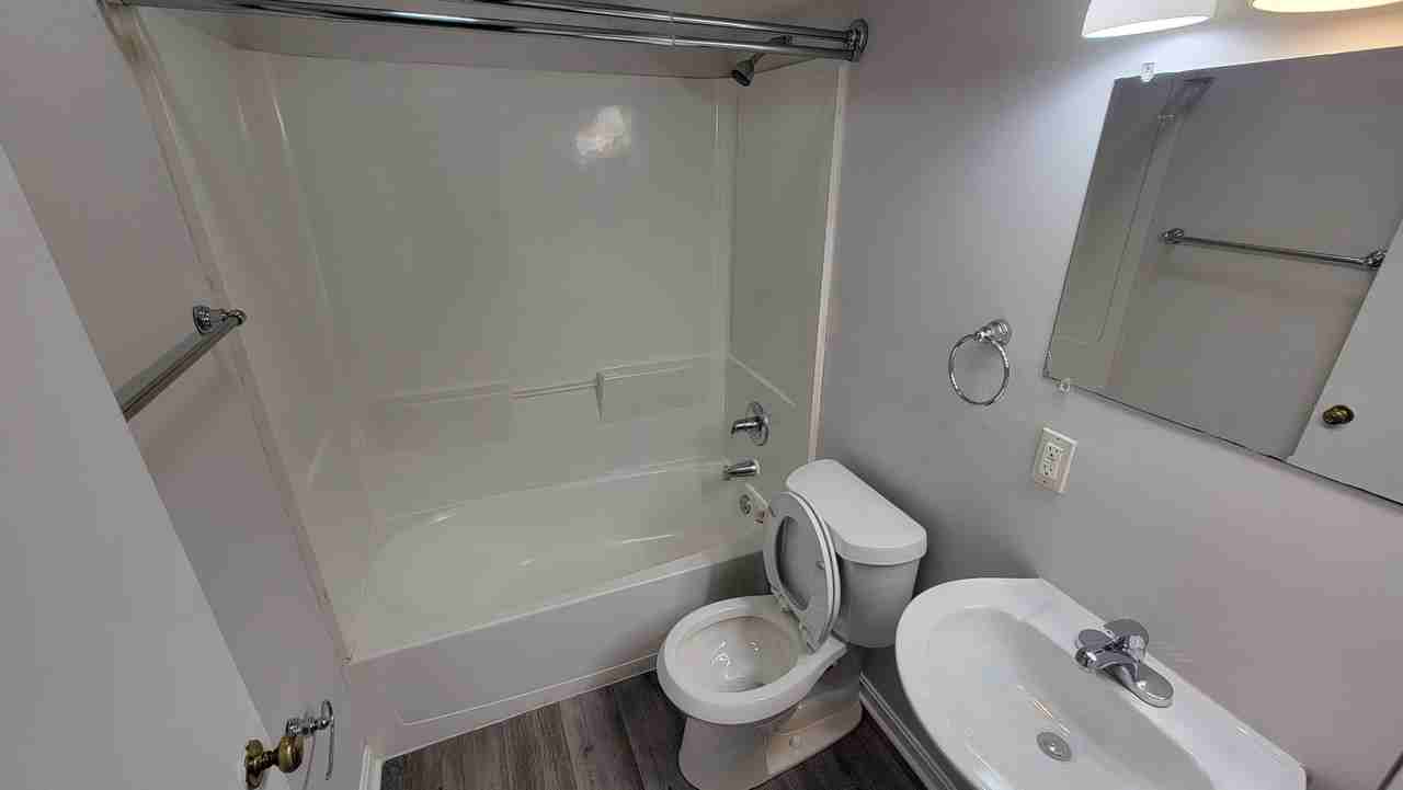 2904 Noe Ct - Photo 2 of 9