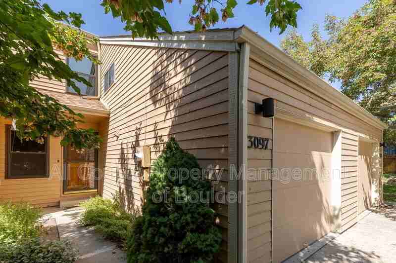 3097 Fulton Cir - Photo 2 of 22