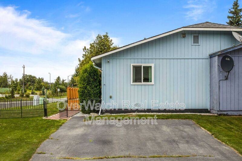 10601 Boysen Berry Pl - Photo 3 of 20