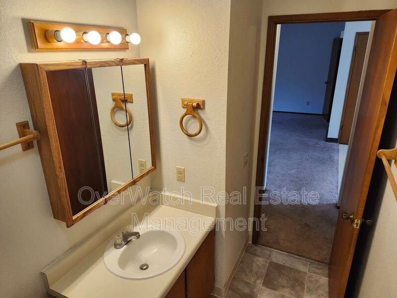 8116 Boundary Ave #D - Photo 7 of 11