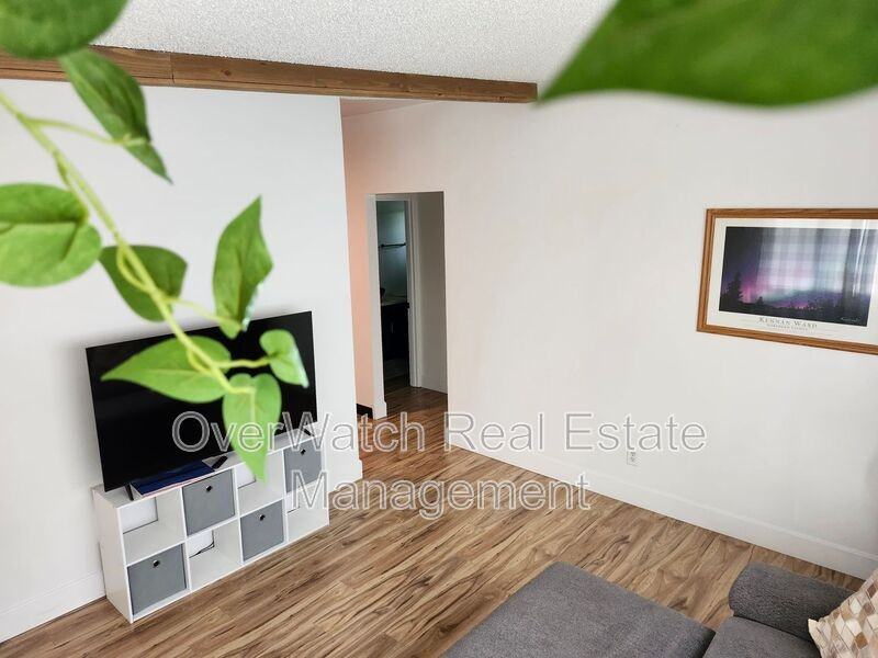 3103 W 33rd Ave #3 - Photo 3 of 8