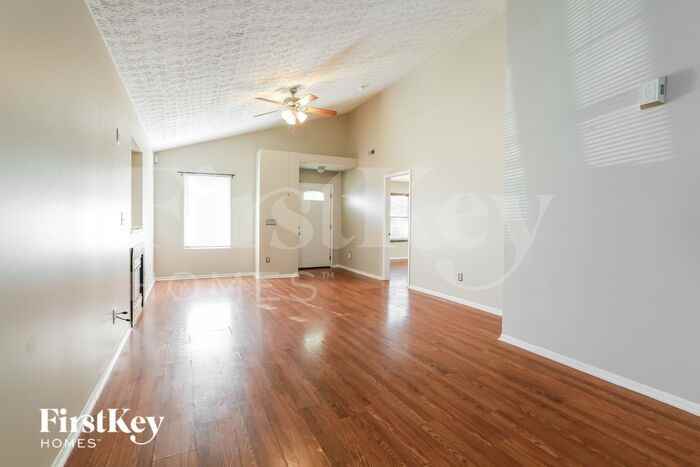 4038 Fitzpatrick Blvd - Photo 3 of 16