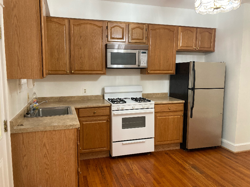 424 Folcroft St #1 - Photo 2 of 11