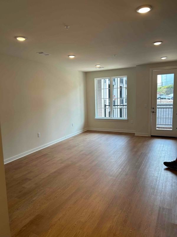 600 E Trinity Ln #109 - Photo 4 of 20