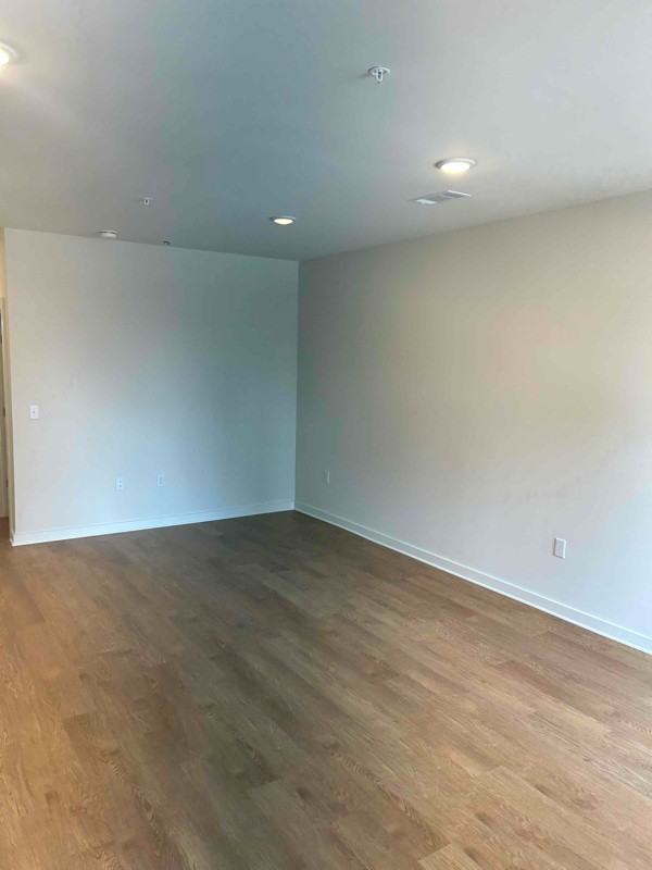 600 E Trinity Ln #109 - Photo 5 of 20