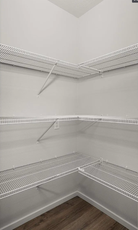 2005 East Boskoop Street - Photo 4 of 16