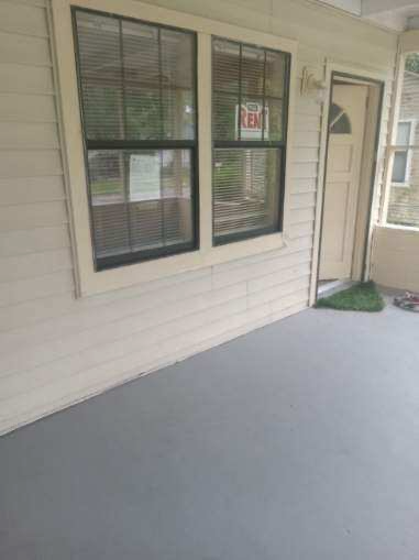 957 Odessa Dr E - Photo 2 of 8