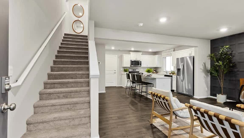 829 Bradley St Ne - Photo 3 of 10