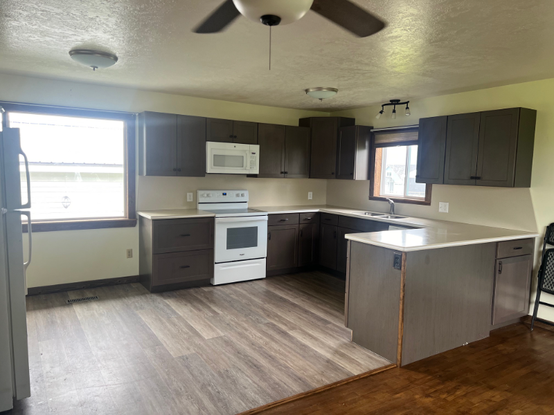 3697 Dietz Dr - Photo 3 of 19