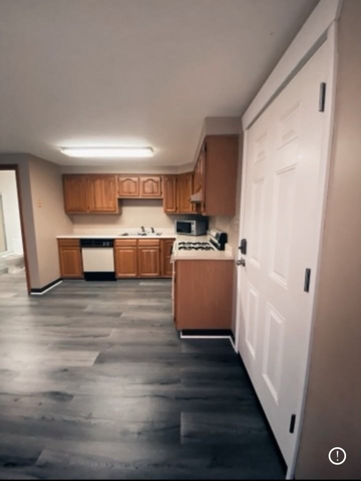 9 N Kendall Ave #9 - Photo 3 of 10