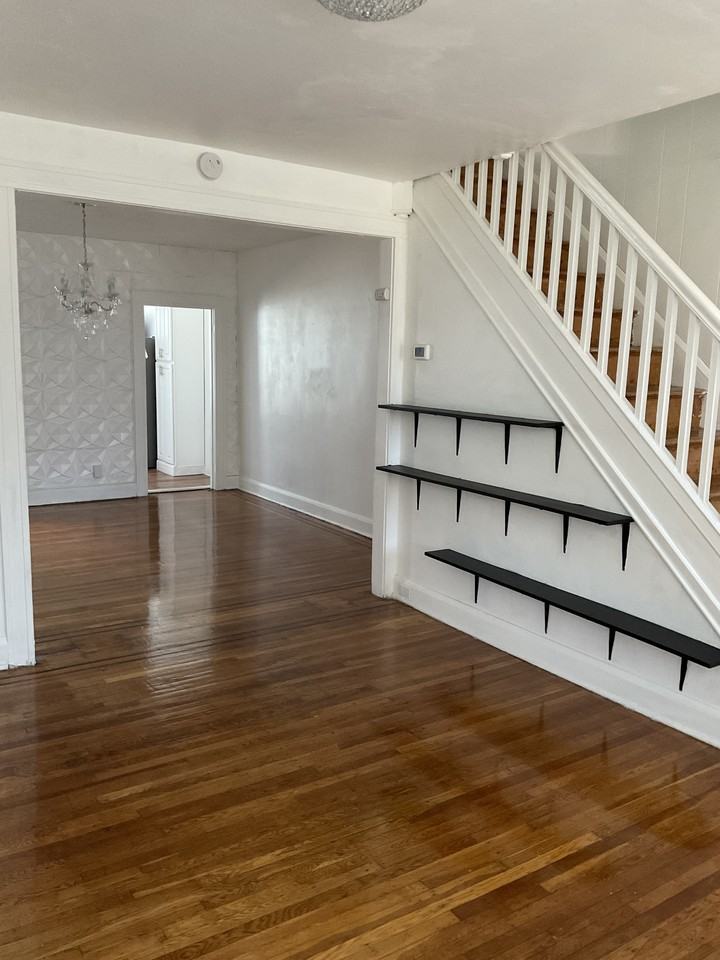 2868 Mayfield Ave #NA - Photo 4 of 22