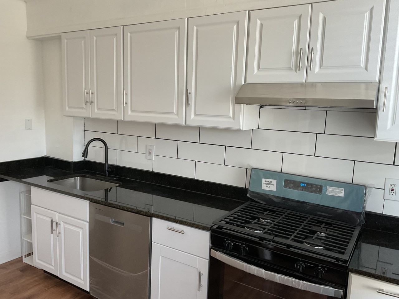 2868 Mayfield Ave #NA - Photo 7 of 22