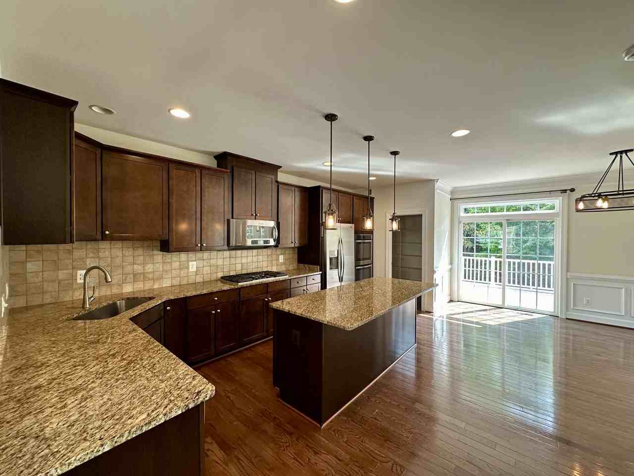 20284 Center Brook Square #20284 - Photo 2 of 29