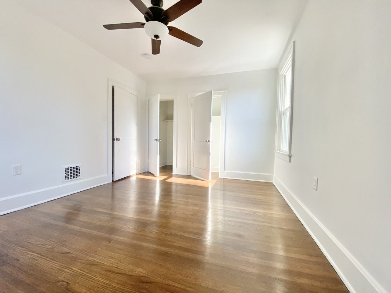 1749 W North Bend Rd #4 - Photo 6 of 36