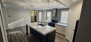 featured image of 283 Mulberry Street #283