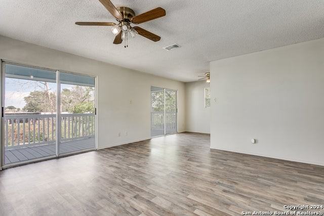 289 Isle Of View Dr - Photo 3 of 11