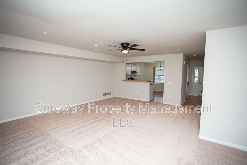 137 Brent Ct - Photo 4 of 30