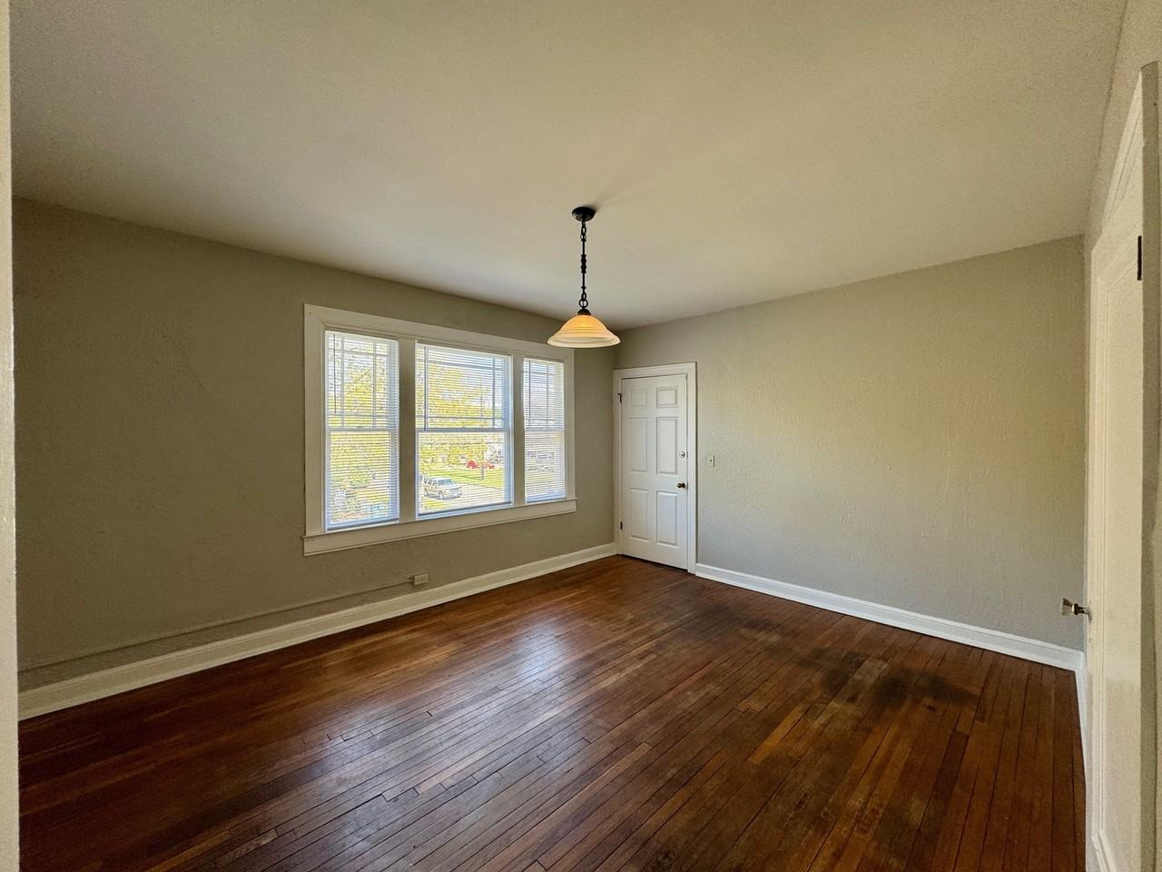 Park Manor - Photo 3 of 22