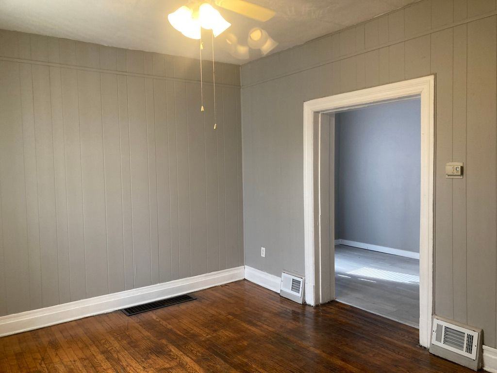 1291 Purcell Ave - Photo 3 of 8